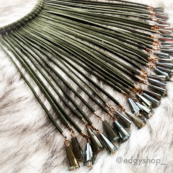 Sophia & Kate | Suede Fringe Choker Necklace Set - Picture 6 of 6